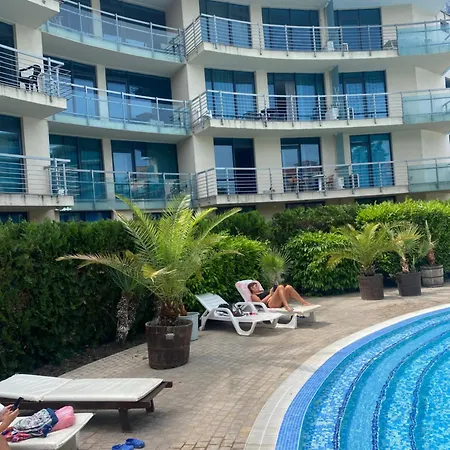 двустаен гледка басейн до 5 души 309 Sunny Beach